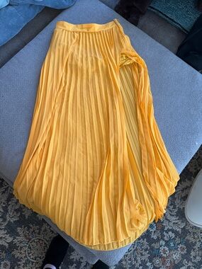 Forever 21 Bright Yellow Pleated Maxi Skirt